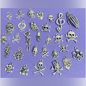 💀 30pc Skull Charms - Silver - Bulk Set - NWOT - Goth / Bones / Spooky